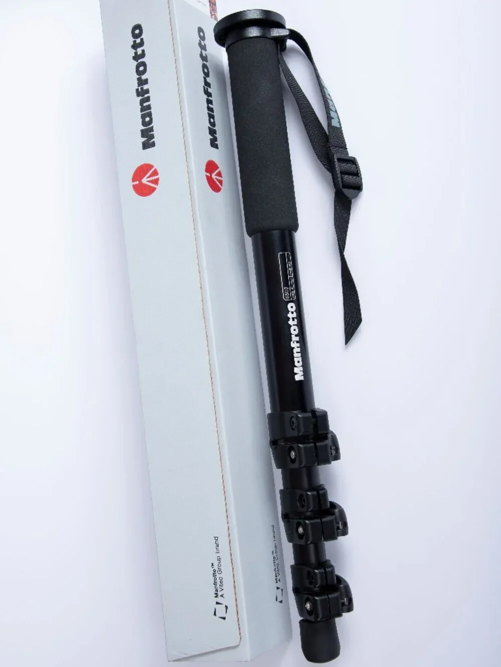 Manfrotto 680B Photo Compact Monopod (Black) (EUC)